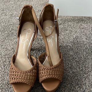 Jessica Simpson brown peep toe heels 7.5 never worn